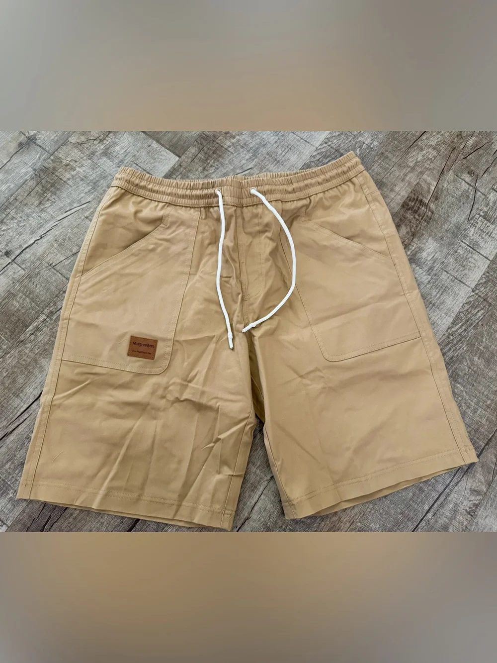 MagnaMan Mens Khaki Drawstring Shorts Large NWT Moisture Wicking Stretch